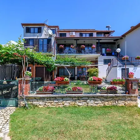 Apartment By The Sea Banjole, - 3002 *