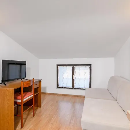 Apartment By The Sea Banjole, - 3002 *