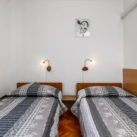 Apartment By The Sea Banjole, - 3002 *