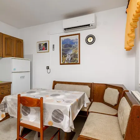 Apartment By The Sea Banjole, - 3002 *
