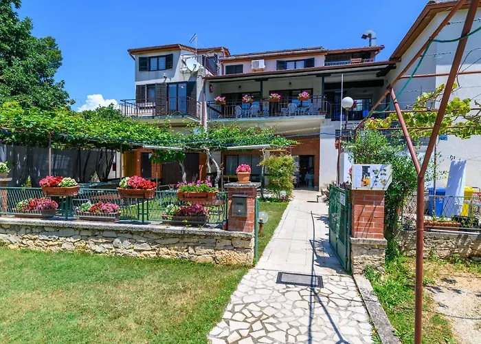 By The Sea Banjole, - 3002 * Pula